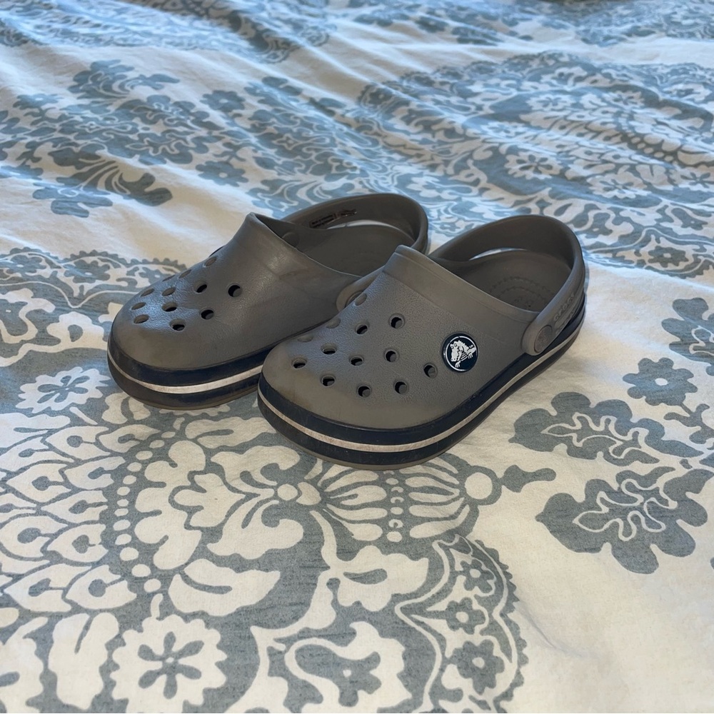 CROCS Kids Shoes in Gray